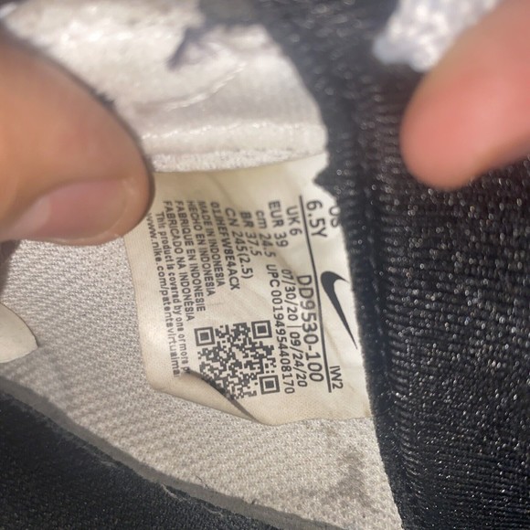 Nike Air Force 1 Low Rayguns Sneaker Shoes DD9530-100 Boys Youth Size 6.5t - Picture 10 of 16